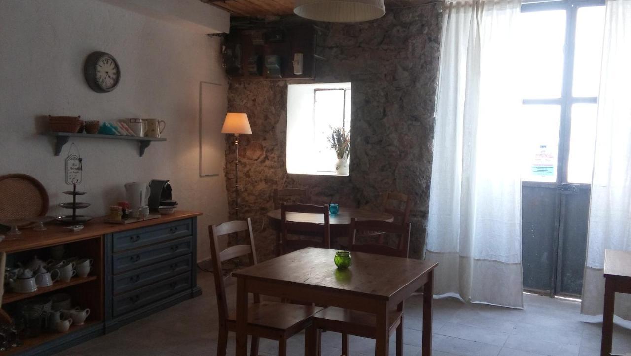 Ana'S Guest House Chambres D'Hotes Aups Esterno foto
